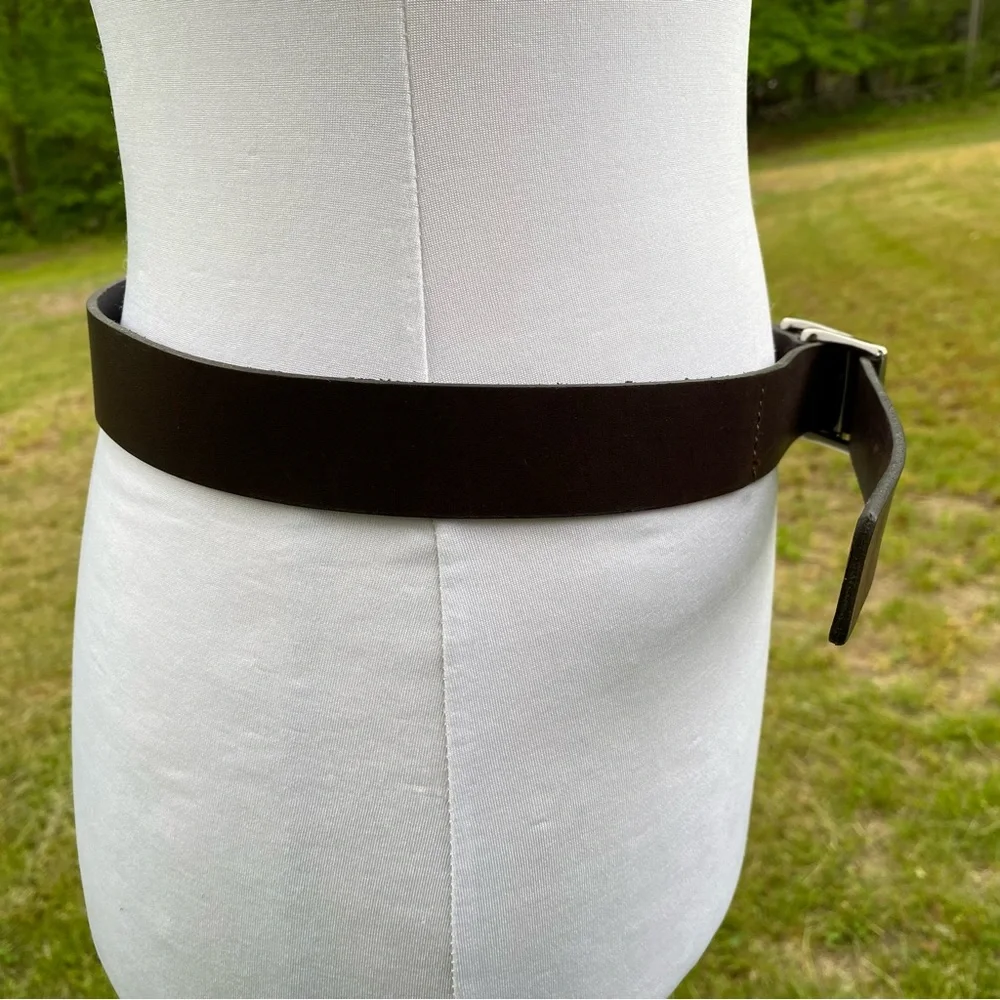 ISDA & CO BELT BROWN LEATHER SILVER TONE BUCKLES FOLD OVER STYLE USA SIZE L